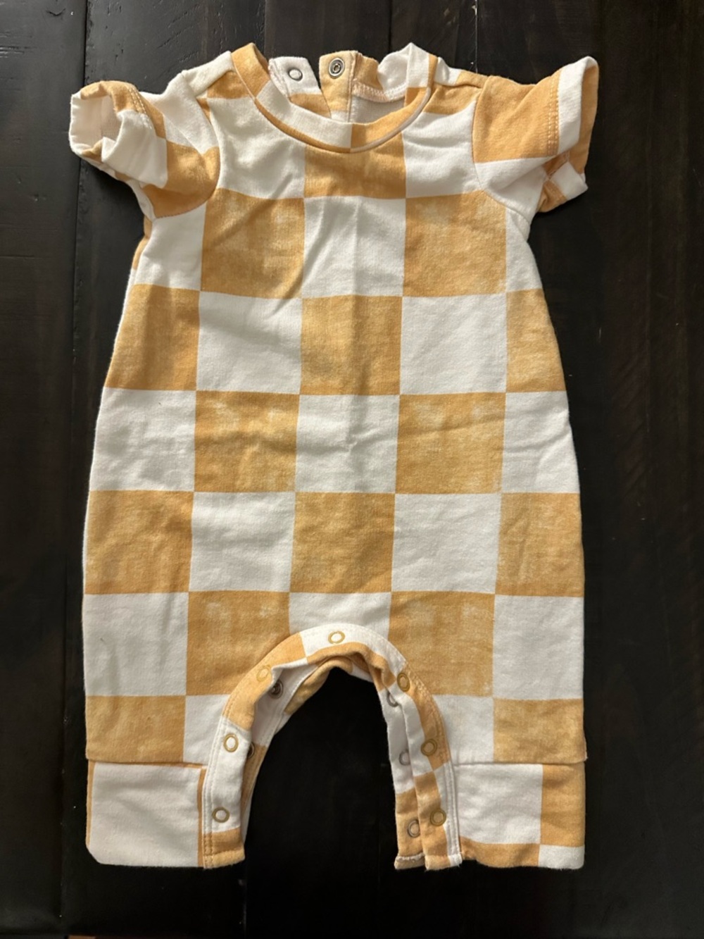 Baby Short-Sleeve Checkerboard One-Piece Bodysuit in Yellow and White